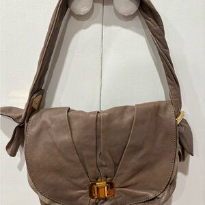 Chic Taupe Leather Shoulder Bag